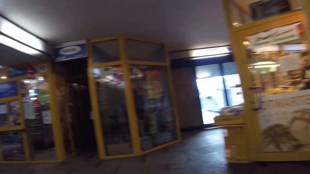 Радиорынок Варшава - Warsaw radio market - местные кардачи смотреть онлайн