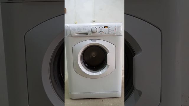 Стиральная машина Hotpoint Ariston ARSF 109 смотреть онлайн