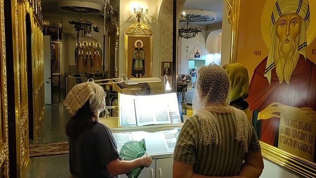 Стихиры на "Господи воззвах". Регент Ольга Петренко (Придел в честь Серафима Саровского). смотреть онлайн