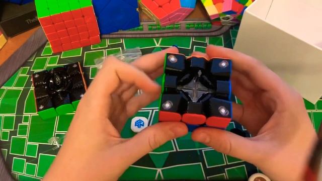 Обзор кубика Рубика/ GAN 356 XS/ 3 на 3 смотреть онлайн