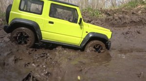 УТОПИЛИ ТРАКТОР ... Suzuki Jimny пытался вытащить, но что-то пошло не так ... RC OFFroad 4x4