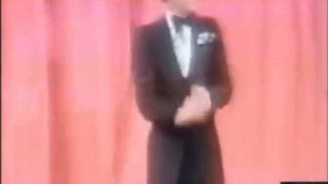 Steve Martin plays the banjo on the Gong Show смотреть онлайн
