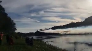 Пролёт Як-52 и двух Як-50 под мостом