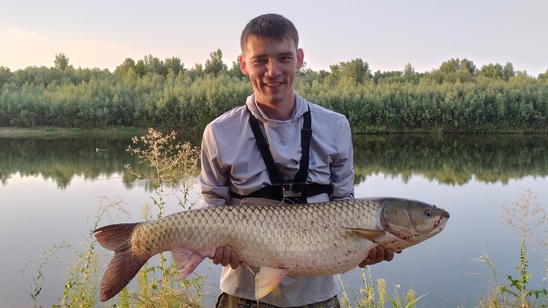 На Ахтубу за АМУРОМ! РЕКОРД ПОБИТ! Карпфишинг на реке. Сазан жареный на углях.