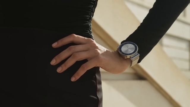 HUAWEI WATCH GT 4 - Fashion Forward X Pamela Reif
