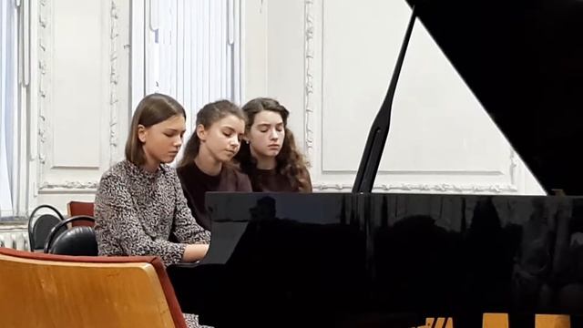 А.Тишина-Е.Пирулина-Д. Чичикова. А.Суханов "Зелёная карета". М.Глинка "Звонче жаворонка пенье". смотреть онлайн