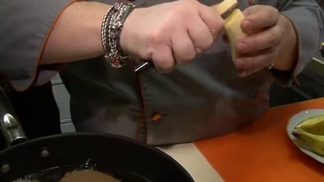 Вкусные новости: Шоколадно-банановые оладушки смотреть онлайн