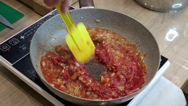 Как разделать целую курицу и приготовить обед на всю семью! смотреть онлайн