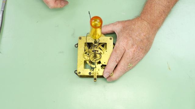 General Movement Servicing Part 1 | NAWCC смотреть онлайн