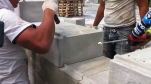 Укладка фибропенобетонных блоков с облицовкой