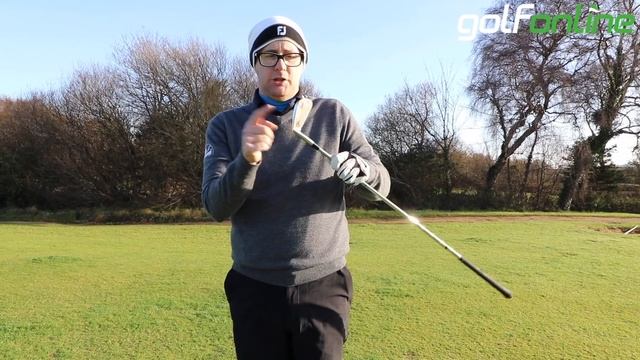 Two Ways To Play 7 Iron chip and Run shots. By Mark Crossfield смотреть онлайн