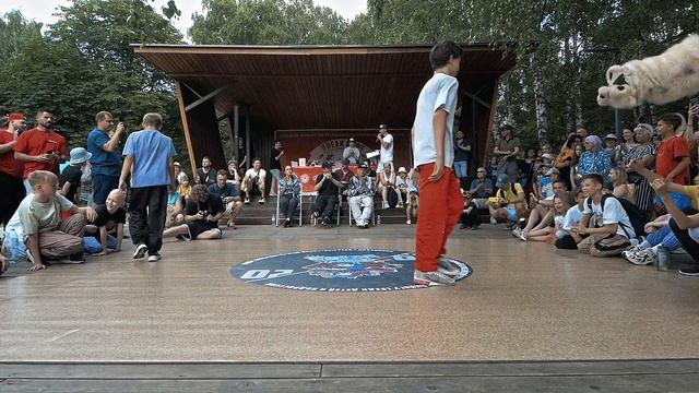 BREAK DANCE KIDS ↔ 11-14 лет ↔ 1'2 ↔ Joker vs Esenin ↔ BREAK BARS 5 #bmvideo смотреть онлайн