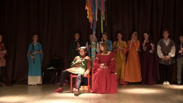 МАЙСКИЙ ШЕСТ смотреть онлайн