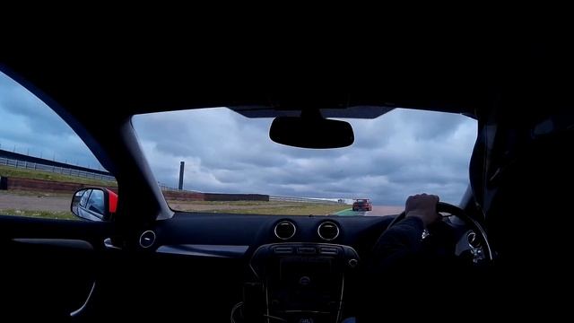 Mondeo mk4 2.5t @ Rockingham 16/4/17 смотреть онлайн