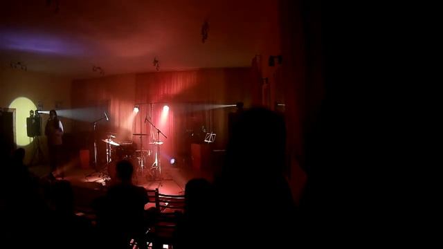 DRUMS KONCERT, ZUŠ - BUBENÍCKY KONCERT 1.2. 2017 COVER DRUM, 3.časť смотреть онлайн