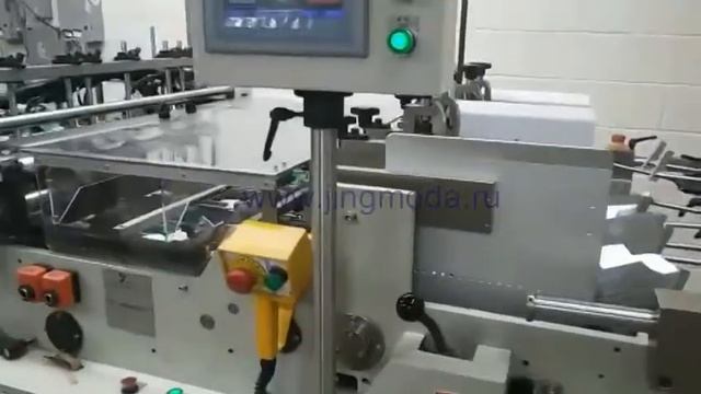 JMD-A1002 машина для формовки бумажных коробок в два потока (склейка термоклеем) смотреть онлайн