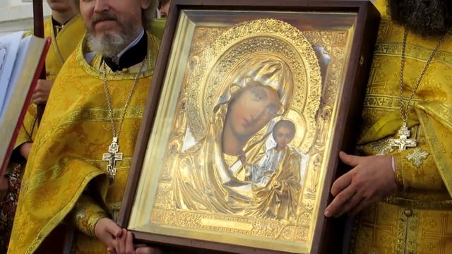 Крестный ход на праздник Казанской иконы Божией Матери смотреть онлайн