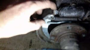 Тормозные колодки скребут барабан при движении!ВАЗ-2115.Обычный водила.Своими руками!