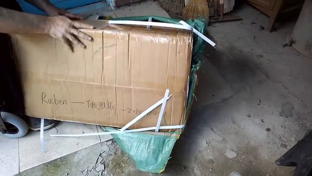 Огромная посылка из Китая Alibaba смотреть онлайн