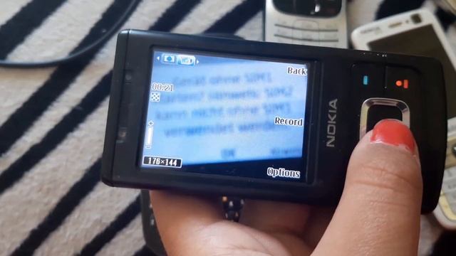Nokia Asha 201 смотреть онлайн