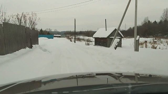 Зарыбление линем. Строим пруд в деревне часть 29. смотреть онлайн