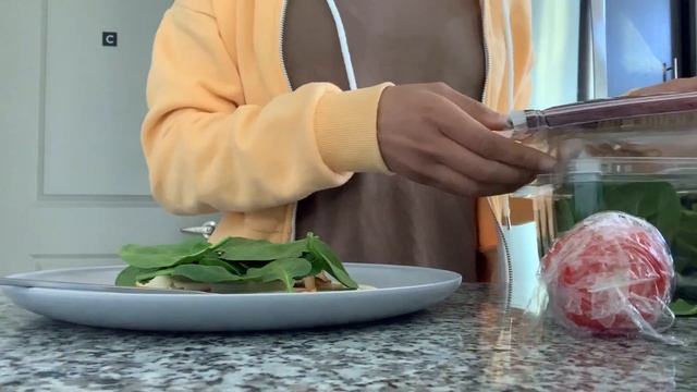 Solo Diaries ep. 2: girl get UP!, hair salon, clean with me, & more смотреть онлайн