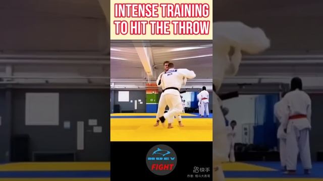 Intense judo training to hit the perfect throw. Good flow and hard bounce. #judotraining смотреть онлайн