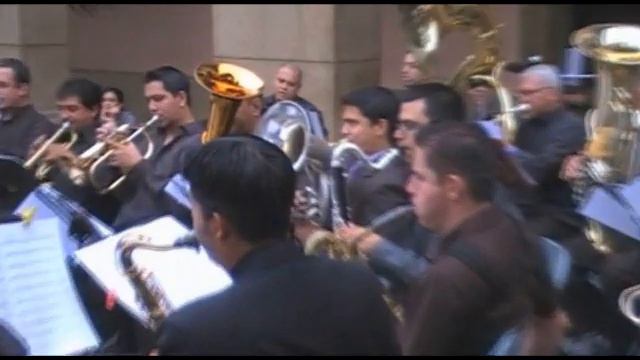 OSUNA BANDA SHOW "Viva Venezuela - La Burra" смотреть онлайн