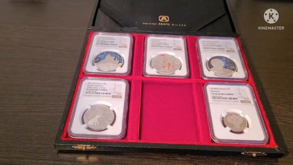 Монеты в слабах NGC