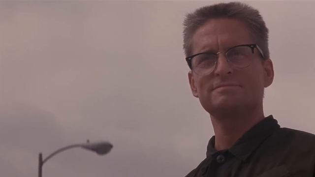 Ремонт дороги / Falling Down (under construction) смотреть онлайн