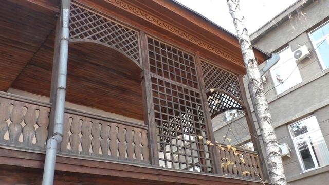 Старая площадь Бишкека , Кыргызстан, площадь города Фрунзе 2019 смотреть онлайн