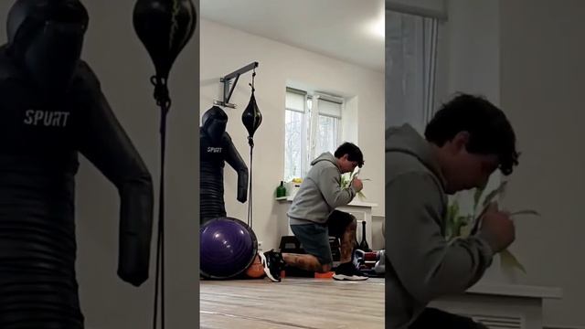 Упражнение на большие и сильные ноги. смотреть онлайн