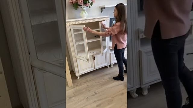 Классическая гостиная «Марлен» восхитительна и доступна. Мебель Ставрополь. смотреть онлайн