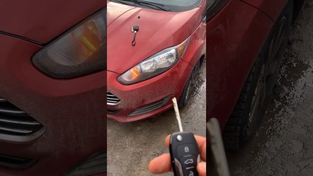 Ford Fiesta 2018 год Американец. Изготовление выкидного ключа Киев. 096-602-30-32 смотреть онлайн