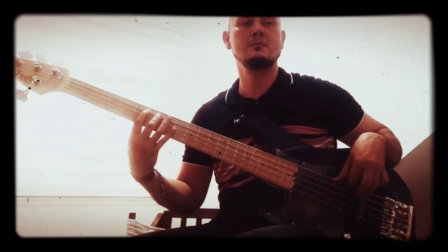 Franz Ferdinand - take me out - Bass Cover смотреть онлайн