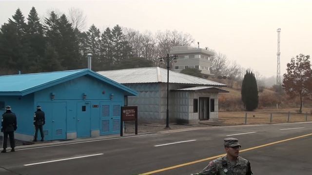 The Surreal and Very Real DMZ-Walking Into North Korea (With DMZ Facts/Figures) смотреть онлайн