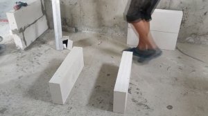 На что лучше класть газобетонные блоки |  КЛЕЙ против ПЕНЫ