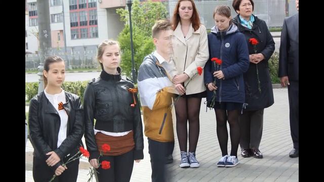 Возложение цветов к памятнику Героя Советского Союза М.В. Водопьянова смотреть онлайн