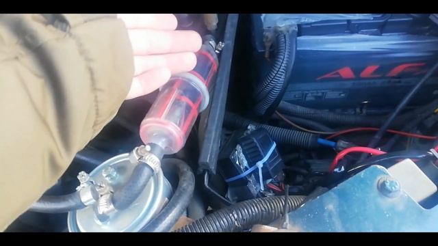 Перенос фильтра фольксваген Т4 2,5ТДИ. Fuel filter VOLKSWAGEN T4 2.5 TDI смотреть онлайн
