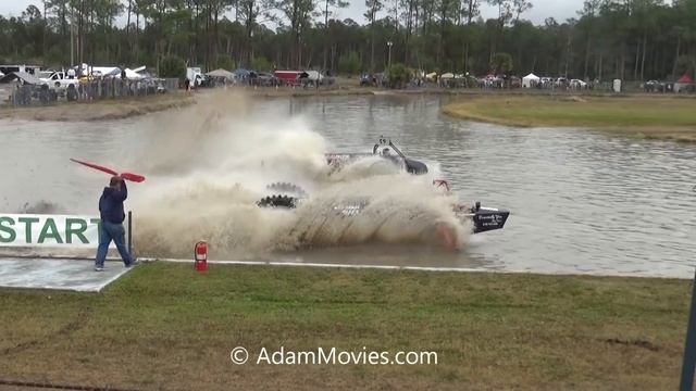 Swamp Buggy Racing смотреть онлайн