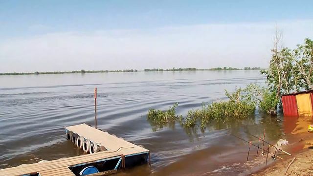 ХОРОШО КОГДА КЛЮЕТ 6 смотреть онлайн