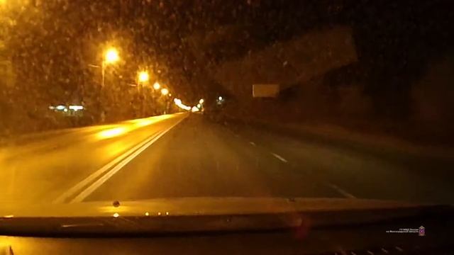 Подросток, уходя на Тойоте от полицейской погони, нарушил ПДД на 100 тысяч рублей штрафов смотреть онлайн