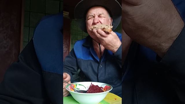 На обзор свекла по корейски ем с паштетом на даче