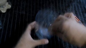 Бункерная кормушка для перепелов за одну минуту / Делаем кормушку для перепелов своими руками