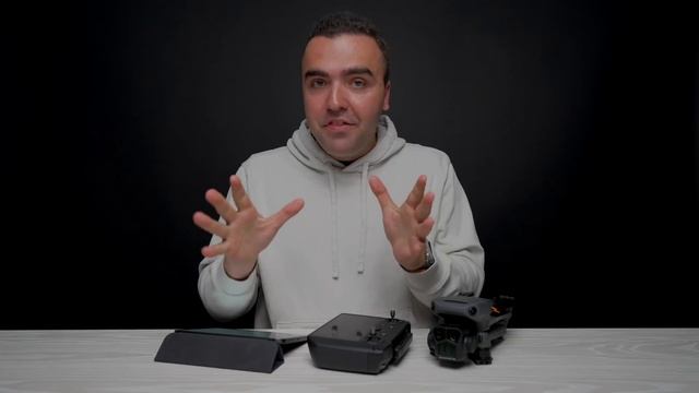 DJI’s Best Drone Just Got Upgraded - DJI Mavic 3 Pro Review смотреть онлайн