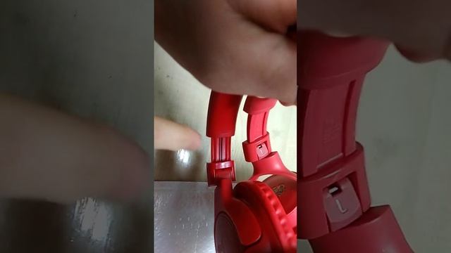 JBL TUNE700BT compare with Fake смотреть онлайн