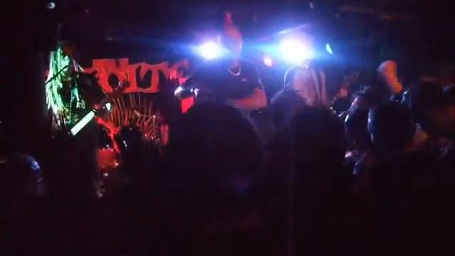 The Exploited Barfly Glasgow 6/7/07 смотреть онлайн