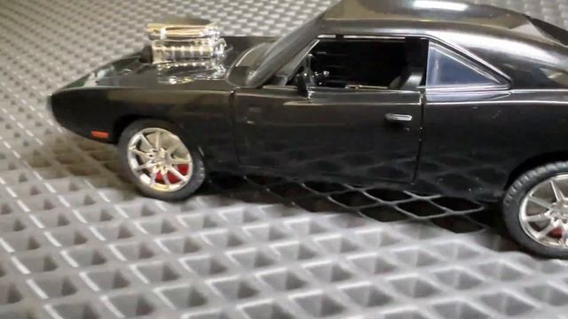 Металлическая Детская Машинка Dodge Charger R/T ИЗДАЕТ ЗВУКИ, ГОРЯТ ФАРЫ, МЕХАНИЗМ, масштаб 1:24 смотреть онлайн