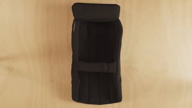 Mountain Buggy Juno Carrier смотреть онлайн