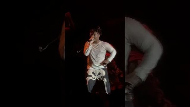 Juice Wrld last concert - UNRELEASED SONG 'Sitting Ducks' смотреть онлайн